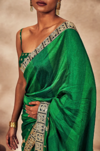 Green Raw Silk Foil Embellished Saree Set - Image 3